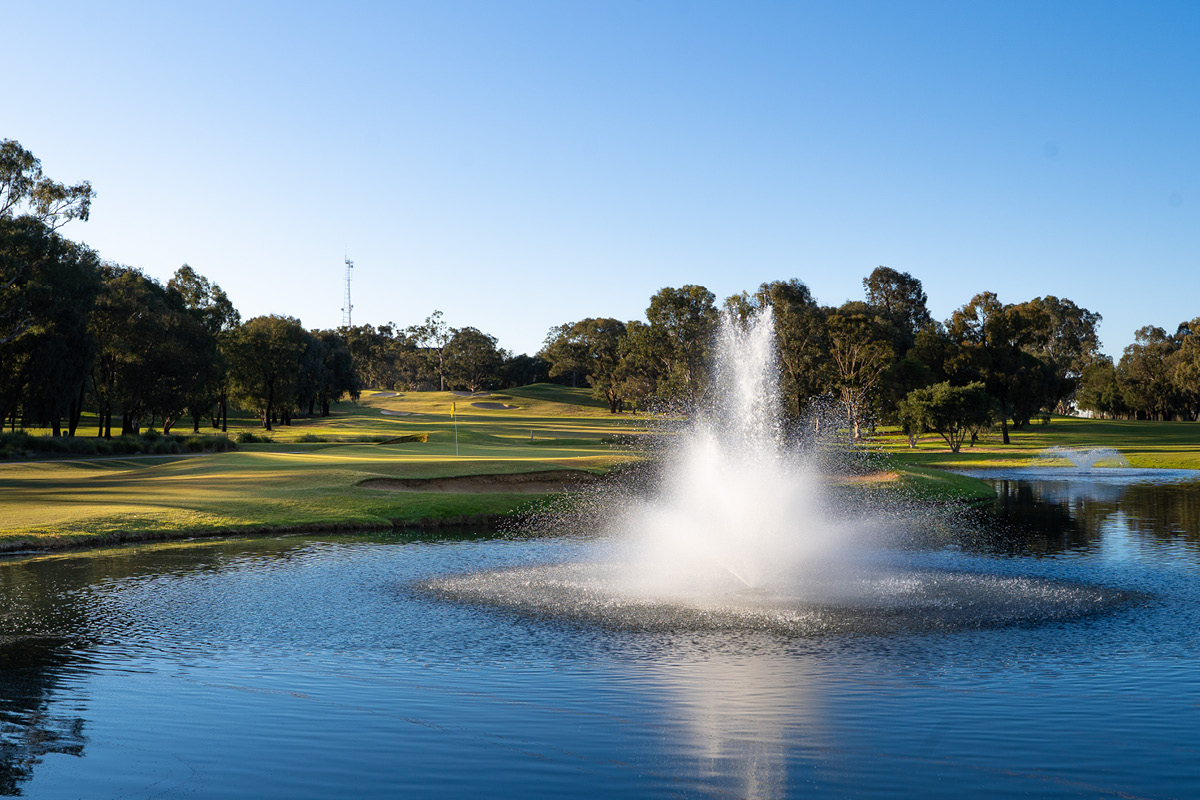 New Fountains Enhance the Lake Course